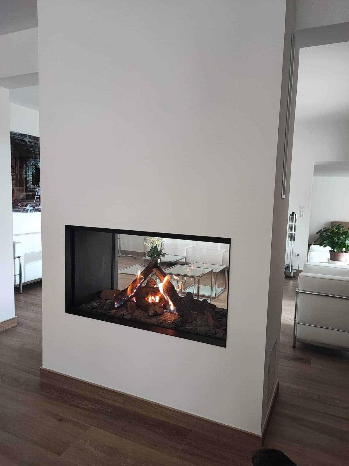 Flamme Concept propose des cheminées gaz Kalfire 80/52T aux Angles (30133) et alentours. Design haut de gamme, confort thermique et solutions sur mesure.