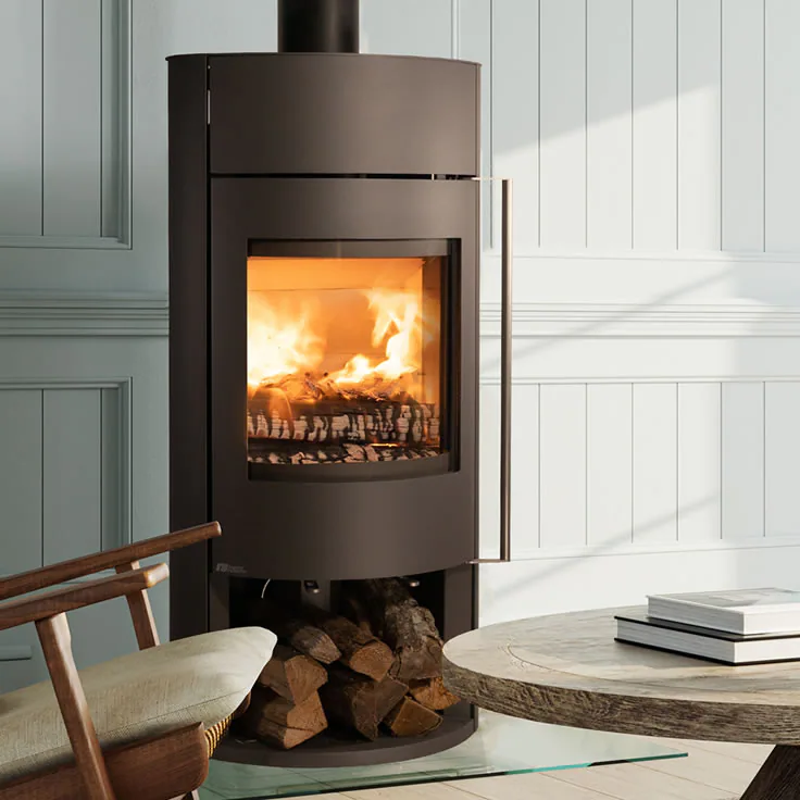 Fonte Flamme Pôele à bois Lona acier noir — vue principale, visuel fabricant