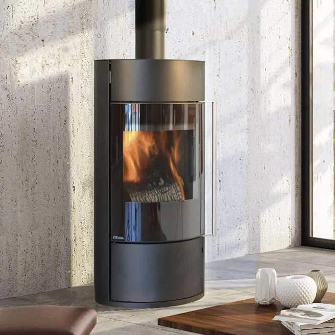 Fonte Flamme Pôele à bois Lona porte verre sérigraphié — vue principale, visuel fabricant